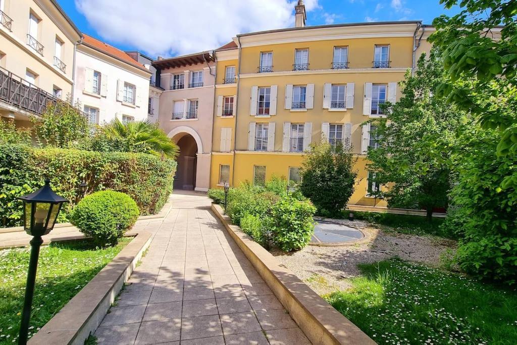 Disney Luxury Studio Serris Exterior foto